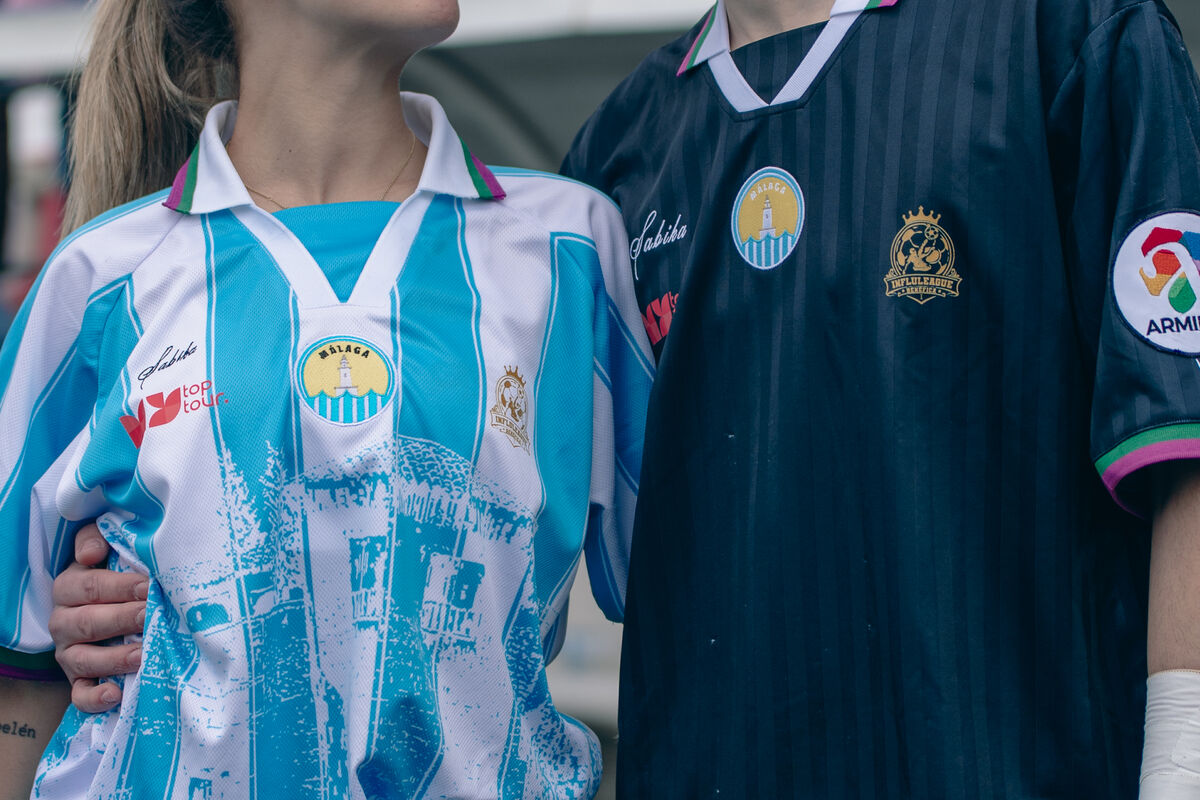 Equipación deportiva personalizada para club de fútbol